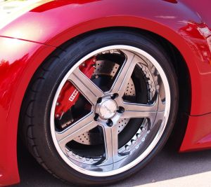 Read more about the article How to Find the Best Tire Cleaner for Your Rubber Tires